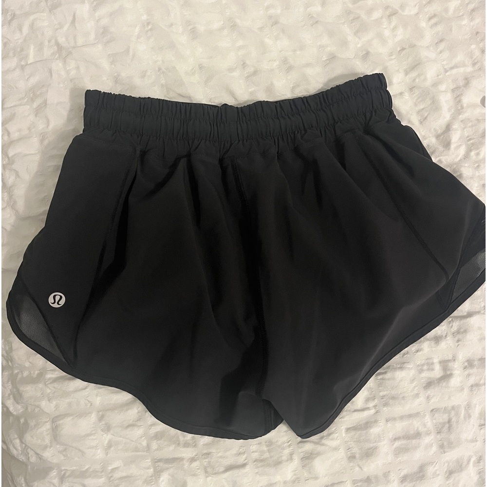 Black lululemon hotty hot shorts size 4!